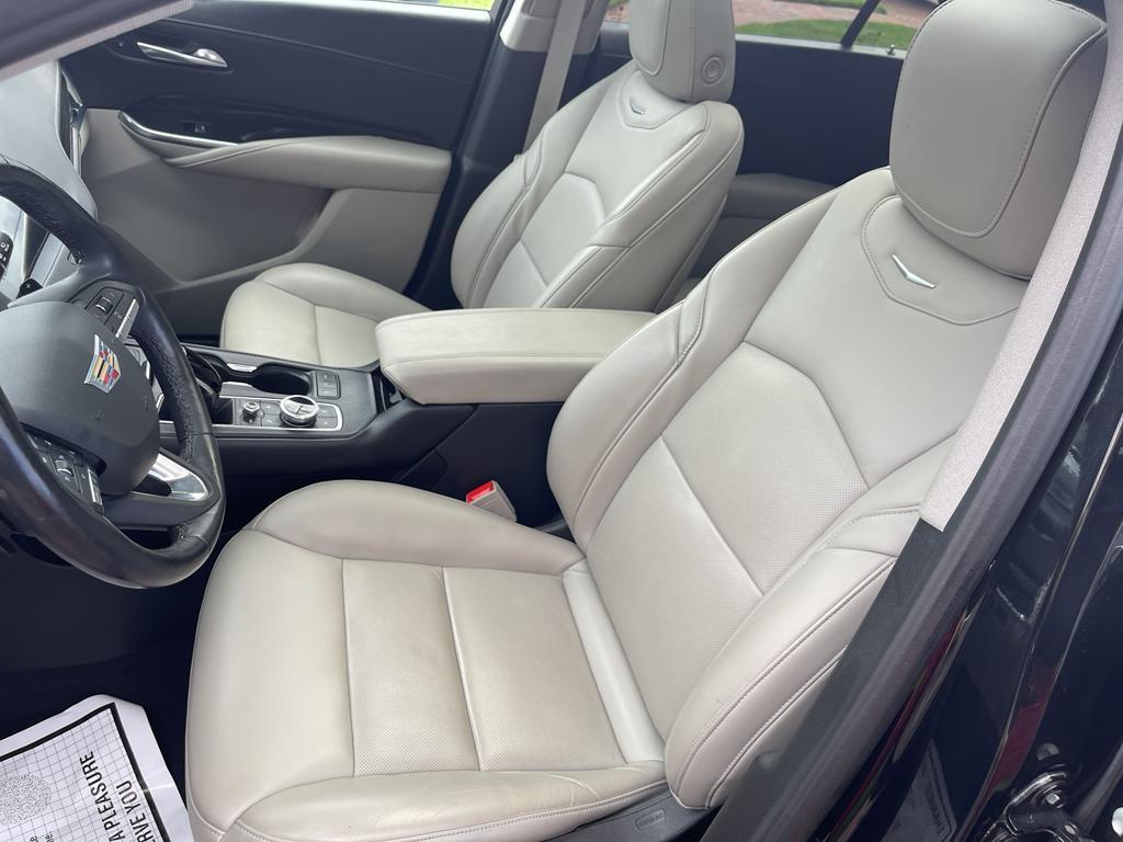 used 2021 Cadillac XT4 car, priced at $23,000