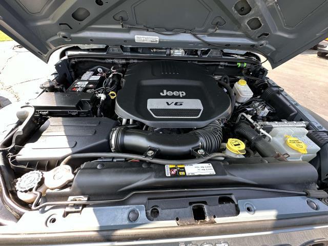used 2015 Jeep Wrangler Unlimited car, priced at $16,995