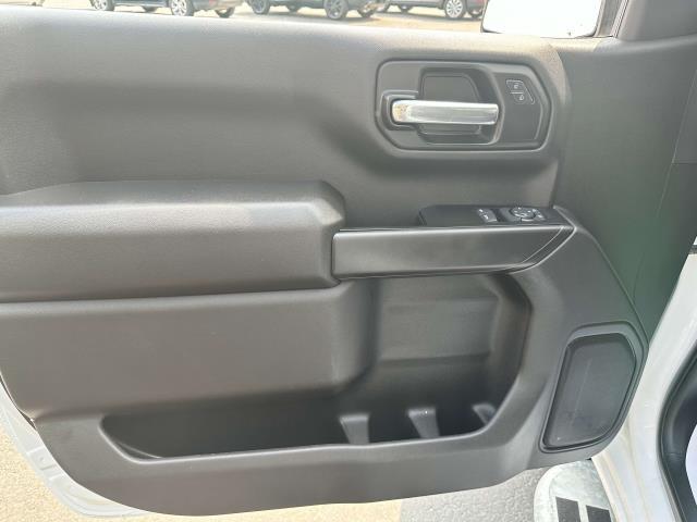 used 2024 Chevrolet Silverado 1500 car, priced at $31,995