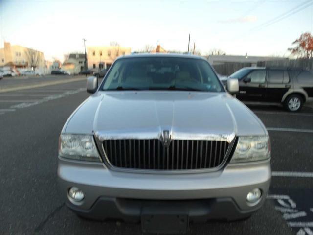 used 2003 Lincoln Aviator car, priced at $4,595