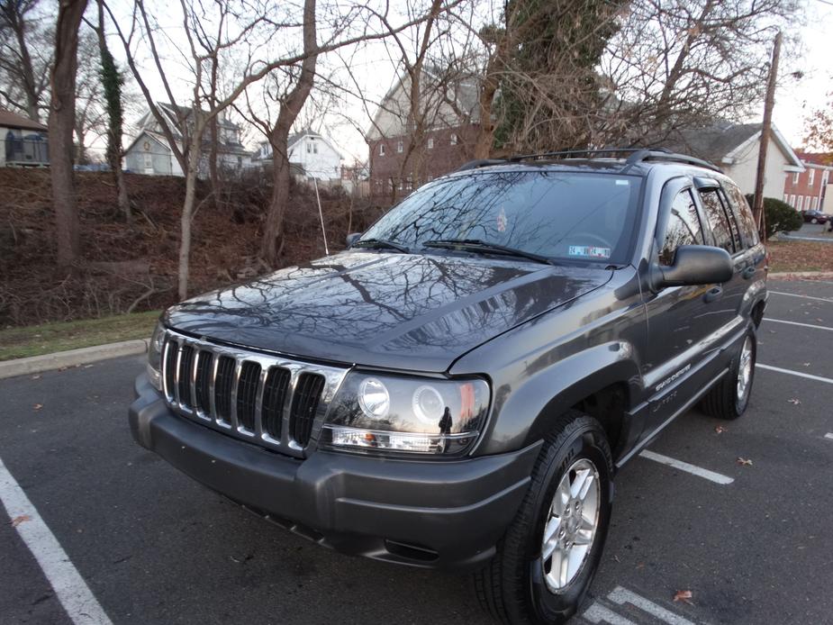 used 2004 Jeep Grand Cherokee car, priced at $2,695