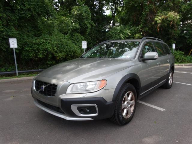 used 2008 Volvo XC70 car, priced at $3,095