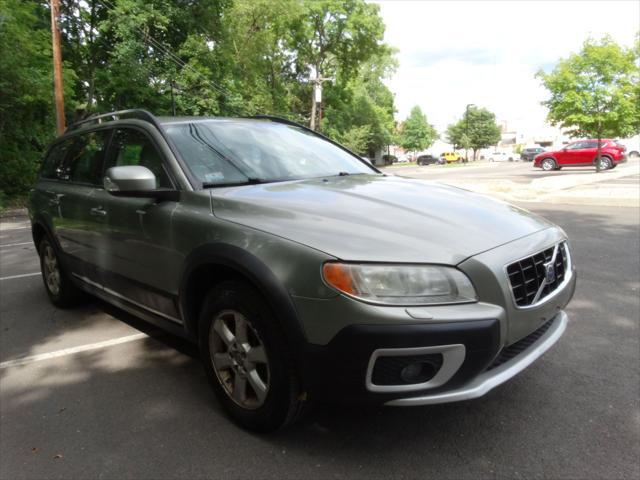 used 2008 Volvo XC70 car, priced at $3,095