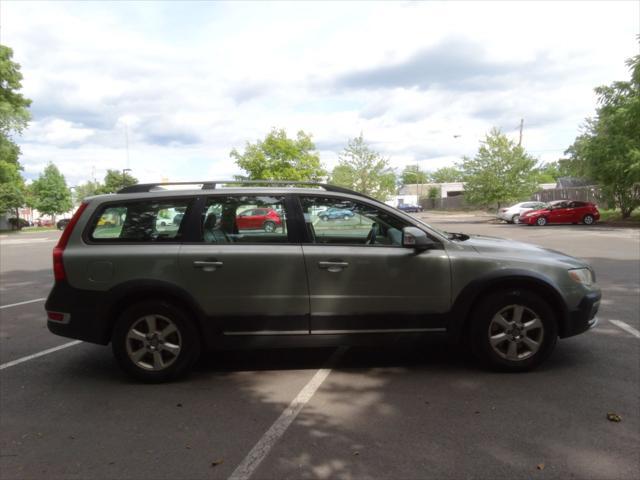 used 2008 Volvo XC70 car, priced at $3,095