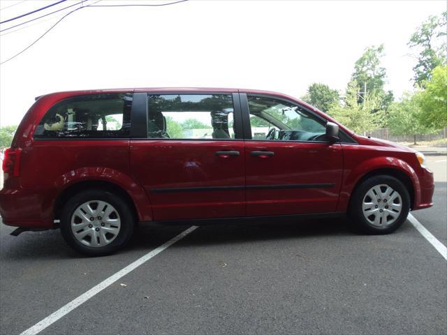 used 2014 Dodge Grand Caravan car, priced at $3,095