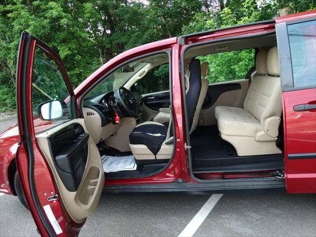 used 2014 Dodge Grand Caravan car, priced at $3,095