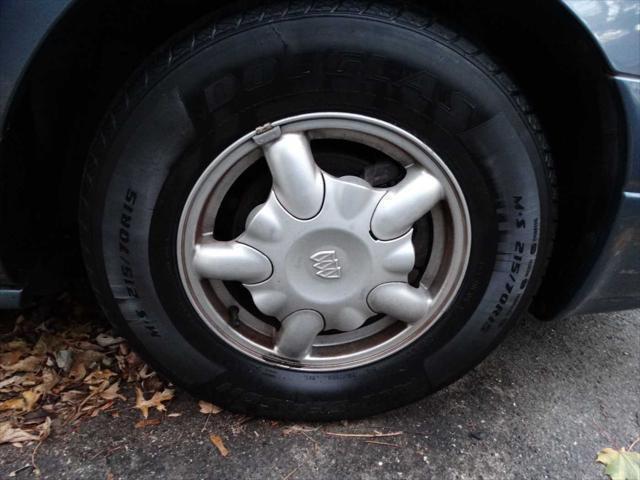 used 2001 Buick LeSabre car, priced at $2,595