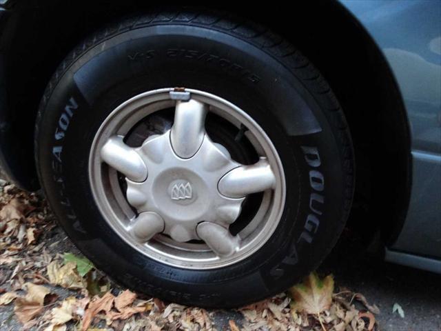 used 2001 Buick LeSabre car, priced at $2,595