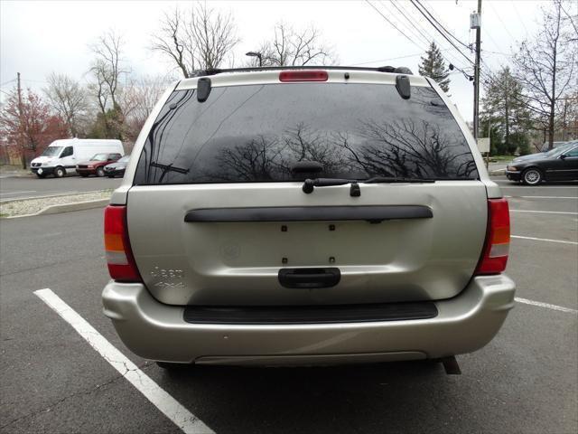 used 2004 Jeep Grand Cherokee car, priced at $3,095