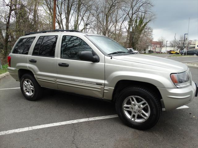 used 2004 Jeep Grand Cherokee car, priced at $3,095