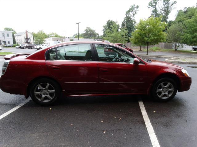 used 2005 Nissan Altima car, priced at $2,995