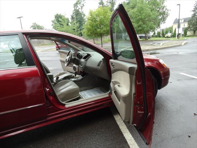 used 2005 Nissan Altima car, priced at $2,995