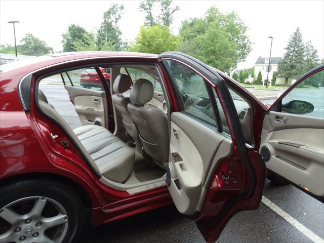 used 2005 Nissan Altima car, priced at $2,995