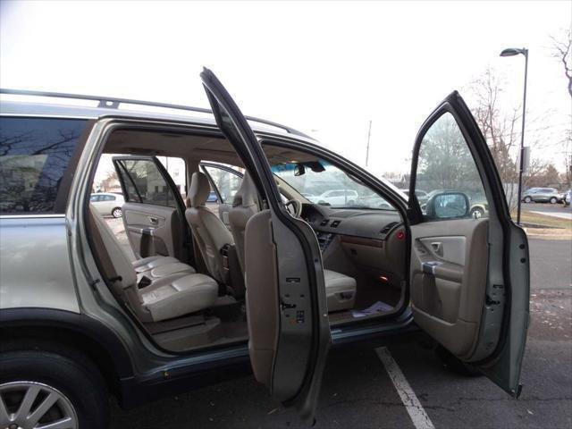 used 2008 Volvo XC90 car, priced at $3,595