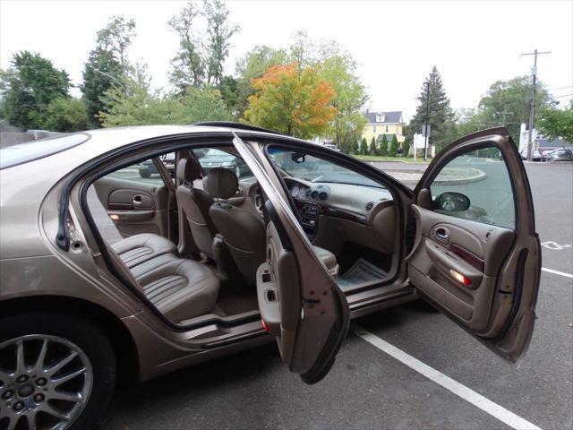 used 2001 Chrysler 300M car, priced at $2,595