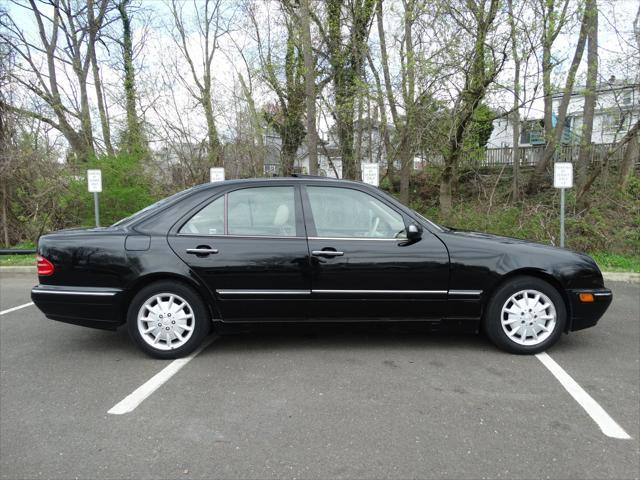 used 2000 Mercedes-Benz E-Class car, priced at $3,995