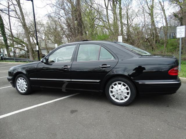 used 2000 Mercedes-Benz E-Class car, priced at $3,995