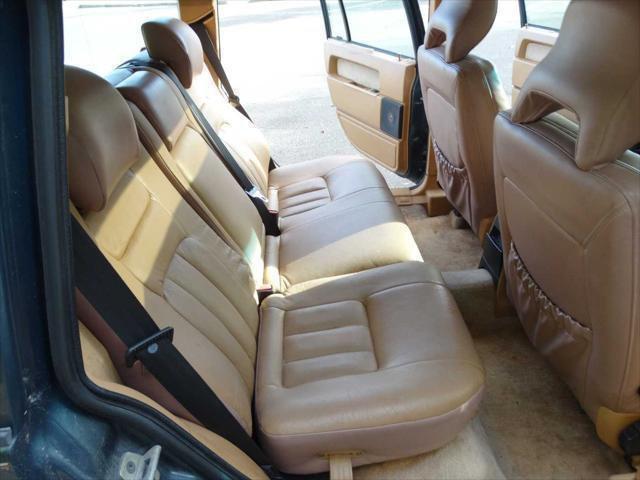 used 1995 Volvo 940 car, priced at $2,595