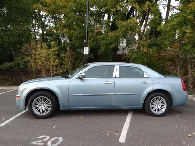 used 2009 Chrysler 300 car, priced at $3,595