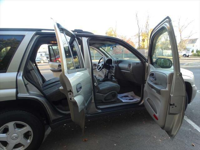 used 2003 Chevrolet TrailBlazer car, priced at $3,495