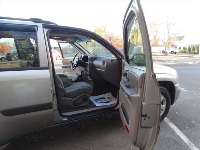 used 2003 Chevrolet TrailBlazer car, priced at $3,495