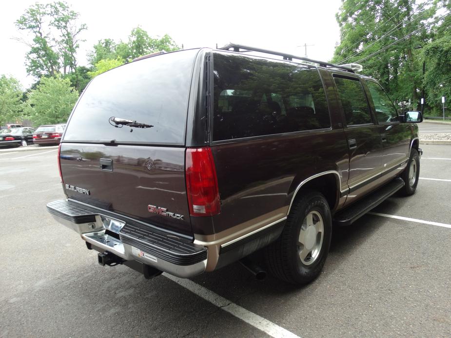 used 1997 GMC Suburban car, priced at $3,895