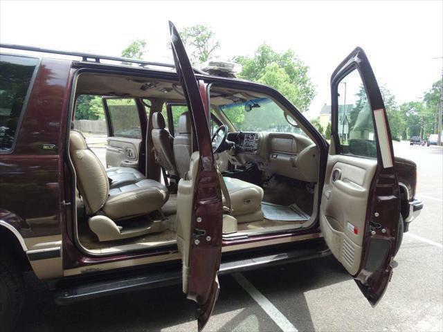 used 1997 GMC Suburban car, priced at $2,795