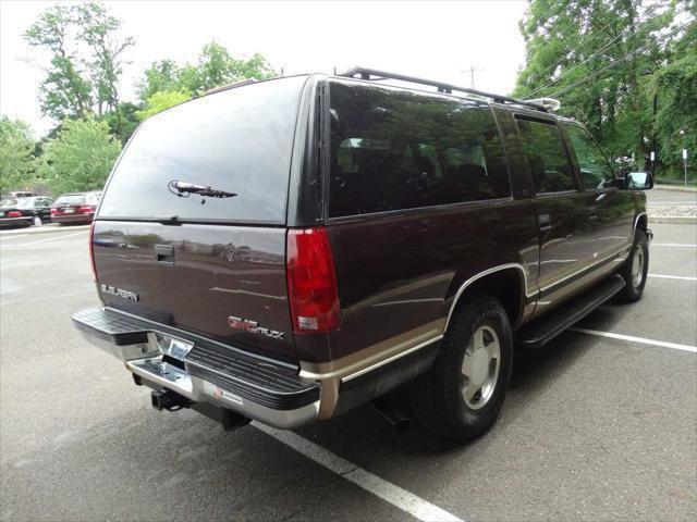 used 1997 GMC Suburban car, priced at $2,795