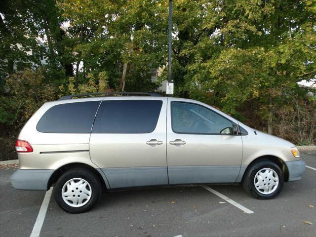 used 2003 Toyota Sienna car, priced at $3,295