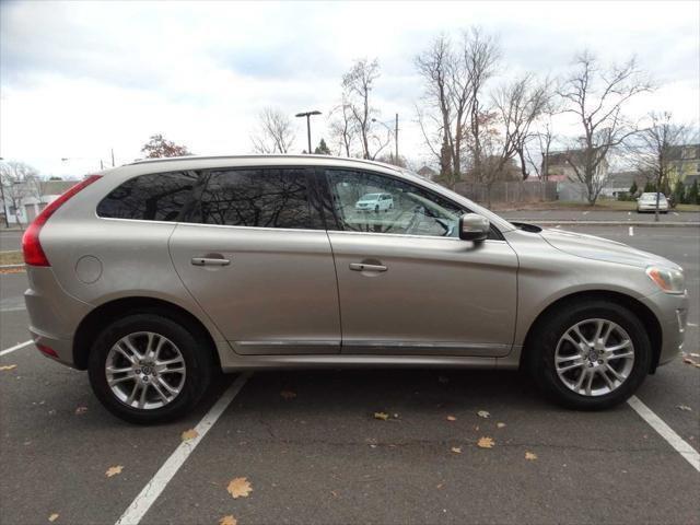 used 2015 Volvo XC60 car, priced at $7,595