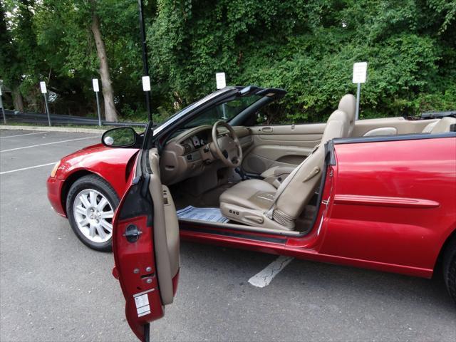 used 2002 Chrysler Sebring car, priced at $2,995