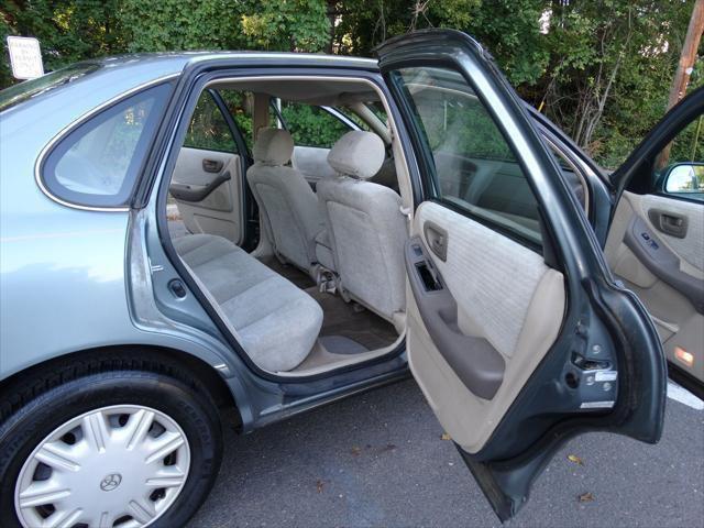 used 1998 Toyota Avalon car, priced at $2,095