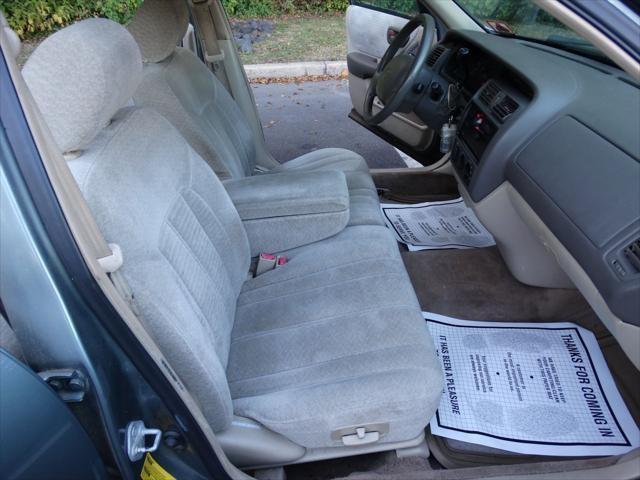 used 1998 Toyota Avalon car, priced at $2,095