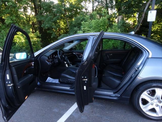 used 2005 Acura RL car, priced at $4,195