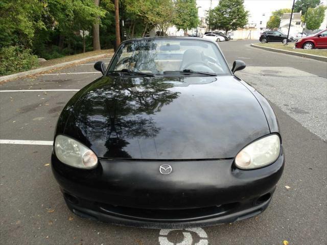 used 1999 Mazda MX-5 Miata car, priced at $5,595