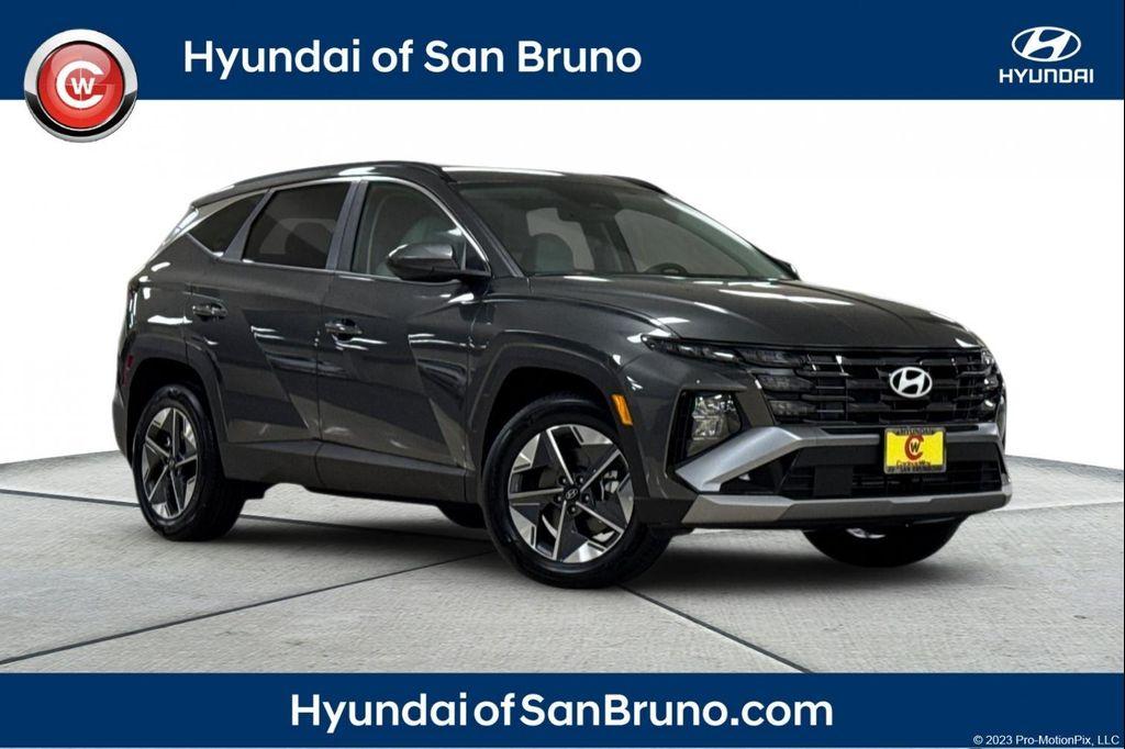 new 2026 Hyundai TUCSON Hybrid car, priced at $31,975