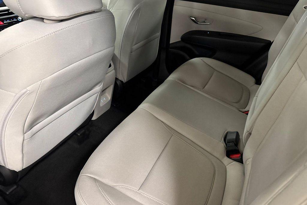 new 2026 Hyundai TUCSON Hybrid car, priced at $31,975