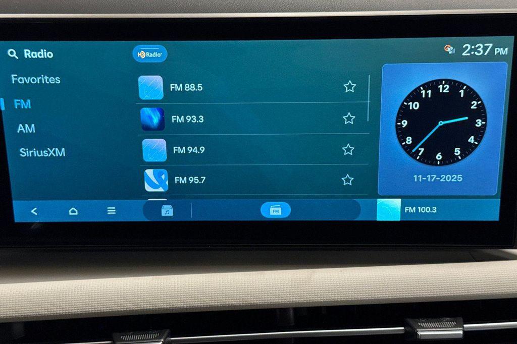 new 2026 Hyundai TUCSON Hybrid car, priced at $31,975