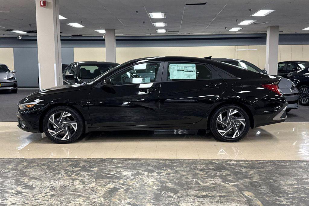 new 2025 Hyundai ELANTRA HEV car, priced at $24,185