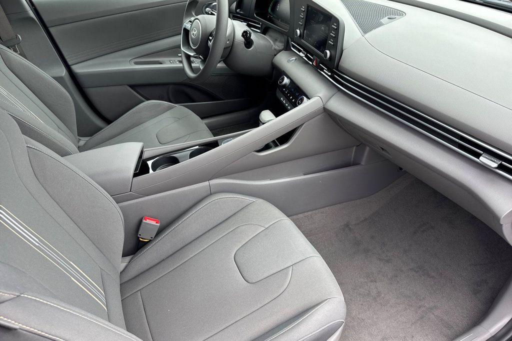 new 2025 Hyundai ELANTRA HEV car, priced at $22,715
