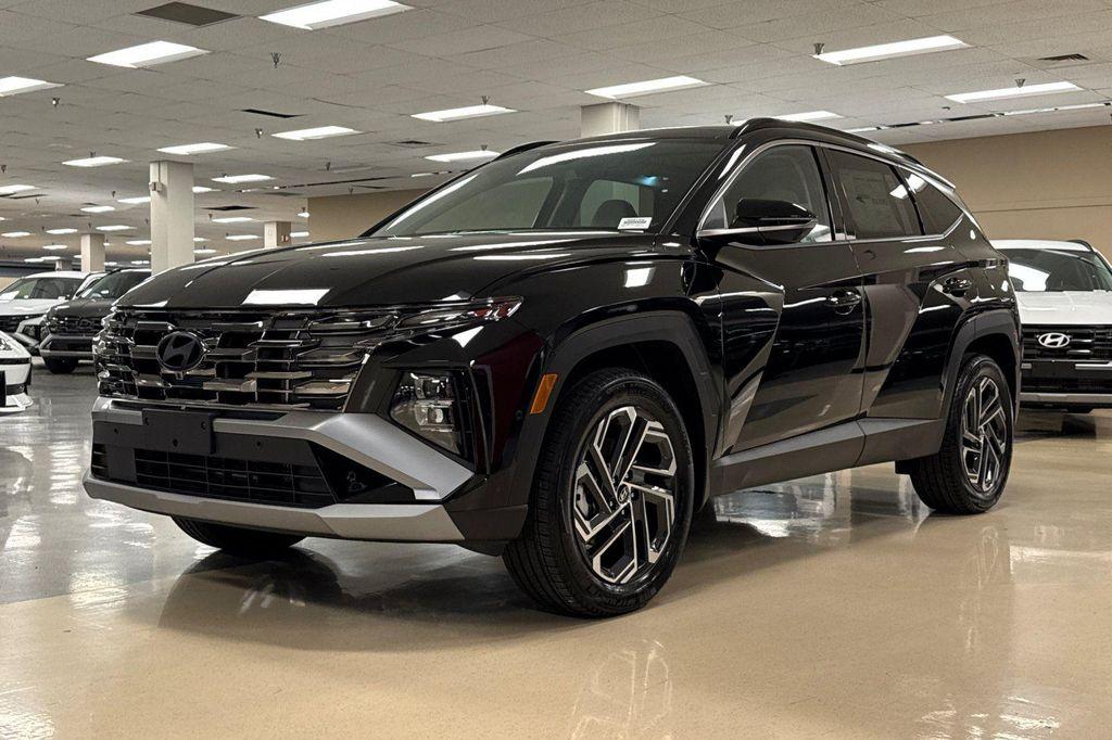 new 2025 Hyundai TUCSON Hybrid car, priced at $37,675