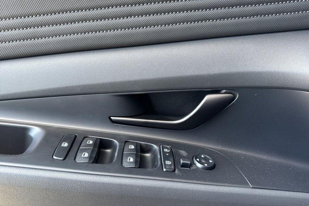 new 2025 Hyundai ELANTRA HEV car, priced at $24,185