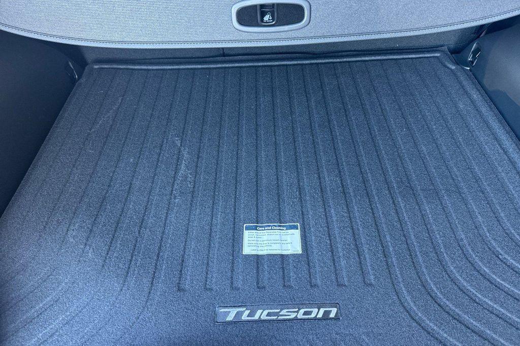 new 2025 Hyundai TUCSON Plug-In Hybrid car, priced at $38,530