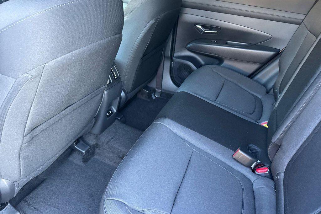 new 2026 Hyundai TUCSON Hybrid car, priced at $31,645