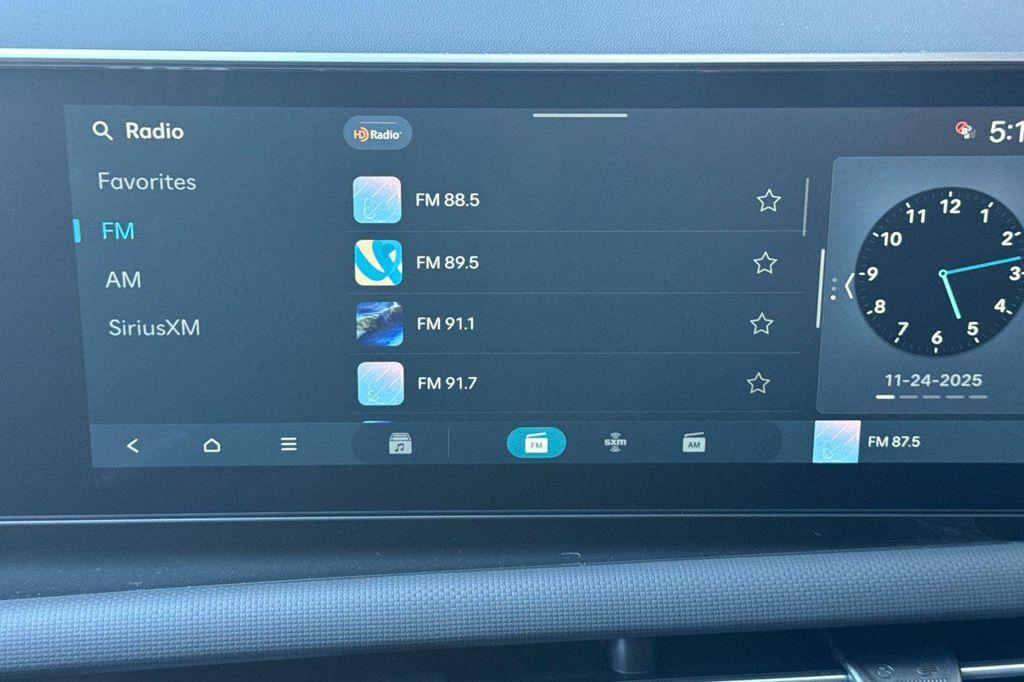 new 2026 Hyundai TUCSON Hybrid car, priced at $31,645