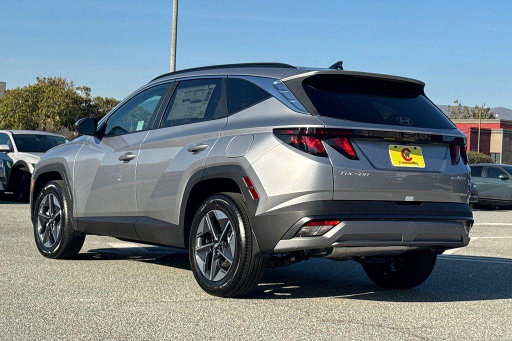 new 2026 Hyundai TUCSON Hybrid car, priced at $31,645