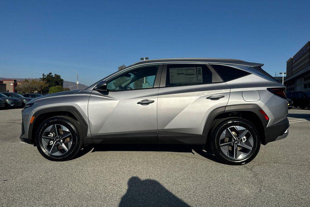 new 2026 Hyundai TUCSON Hybrid car, priced at $31,645