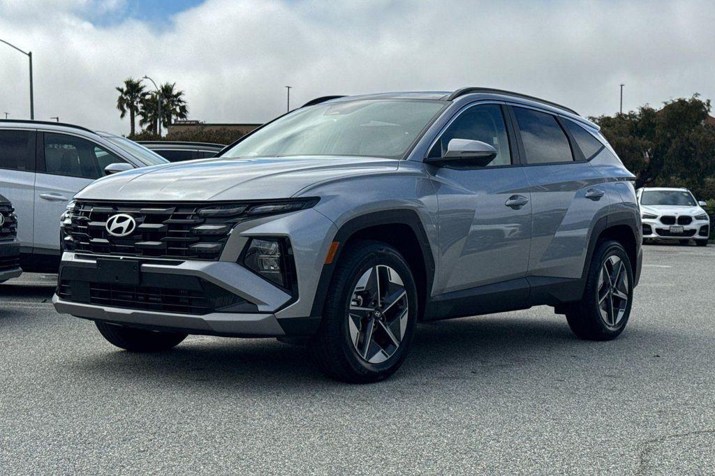 new 2025 Hyundai TUCSON Hybrid car, priced at $32,980