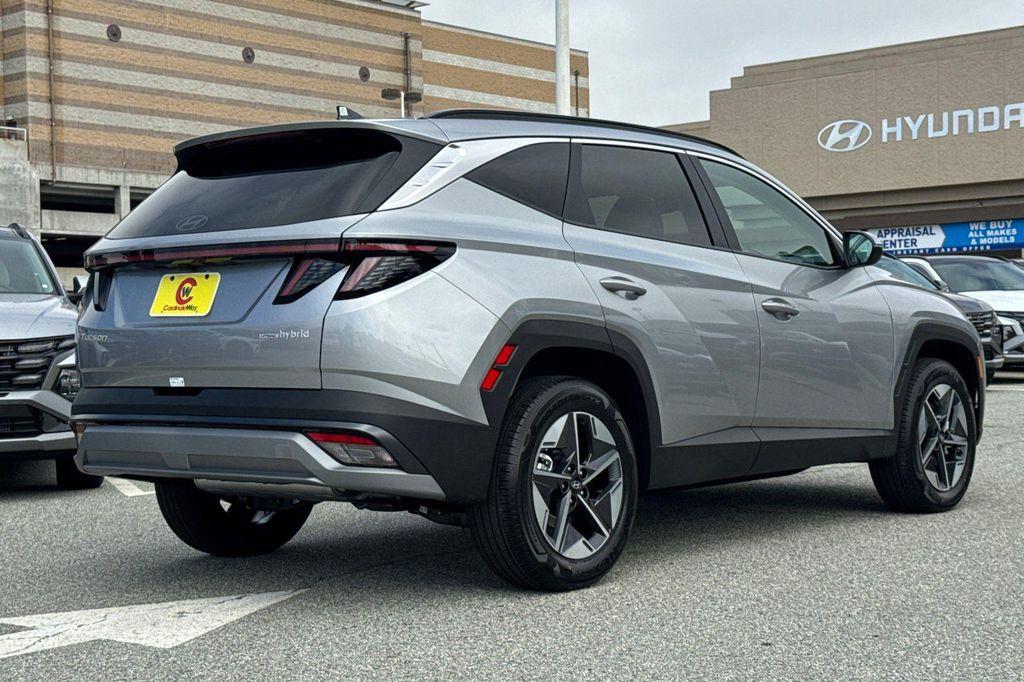 new 2025 Hyundai TUCSON Hybrid car, priced at $32,980