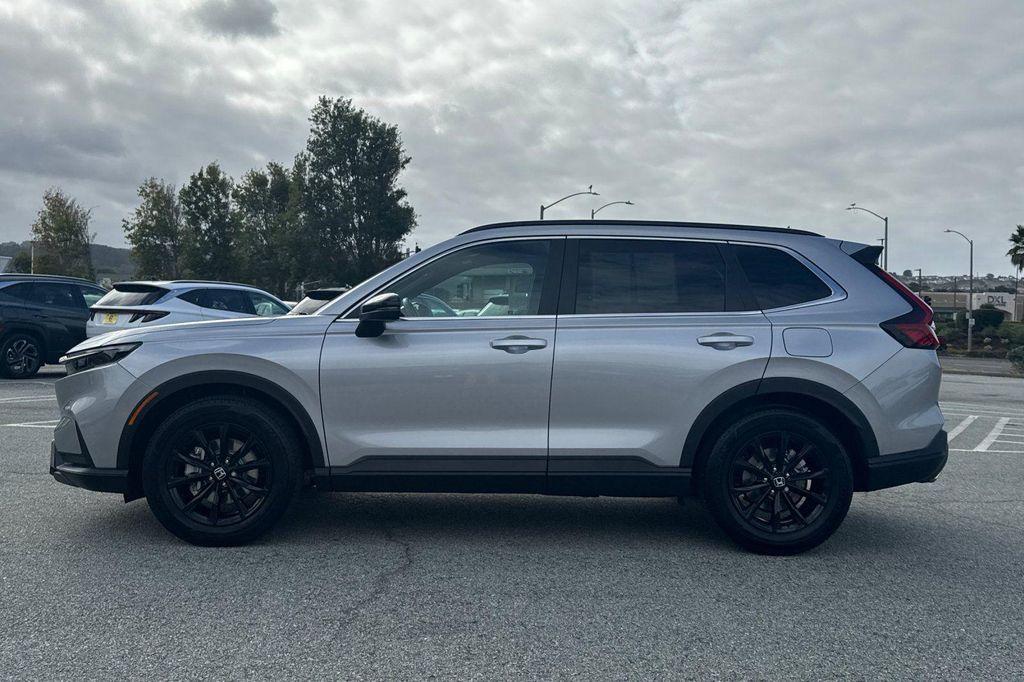 used 2025 Honda CR-V Hybrid car, priced at $30,614